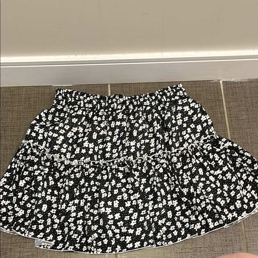Black and White Floral Women's Skirt